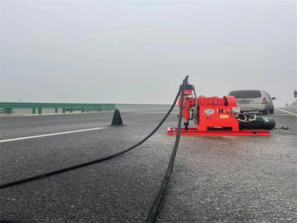 花垣马路路基路面开裂下沉注浆加固灌浆